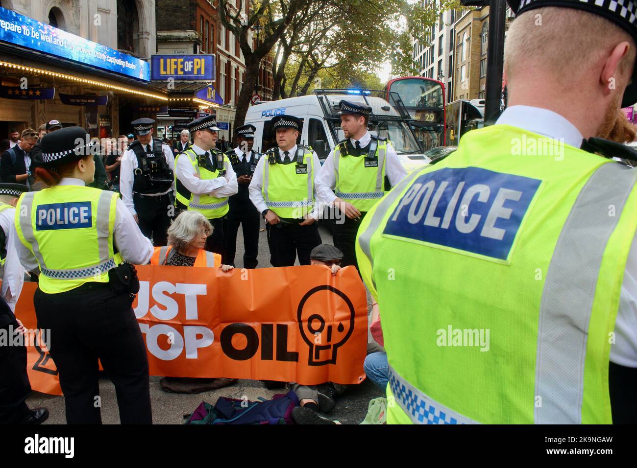 just stop oil protestors block charing cross road london on 29th october 2022 Stock Photo