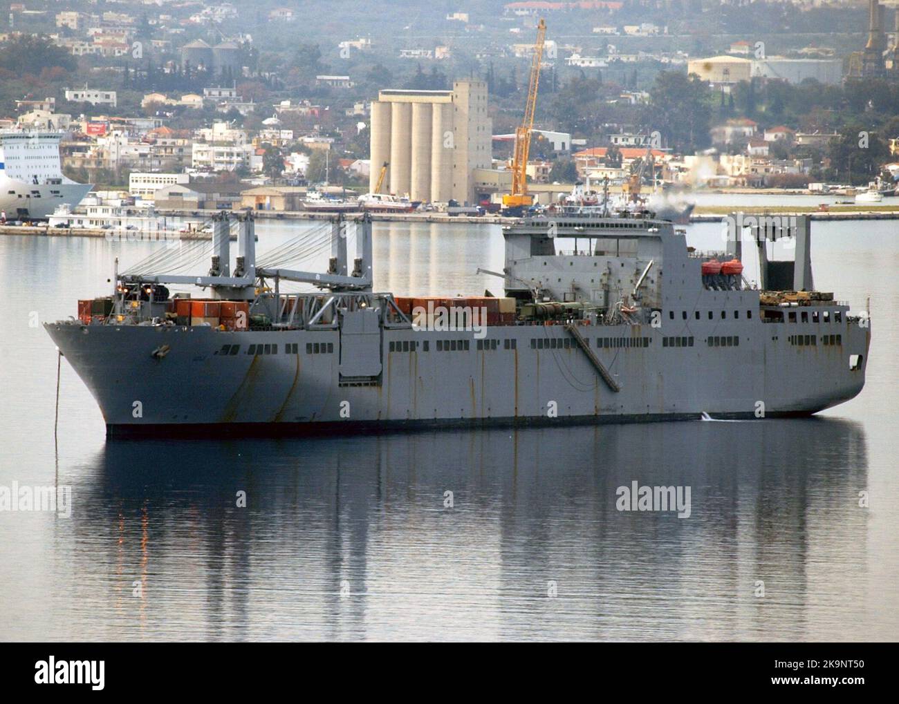 The Military Sealift Command (MSC) large, medium-speed roll-on/roll-off ship USNS Bob Hope (T-AKR 300) Stock Photo