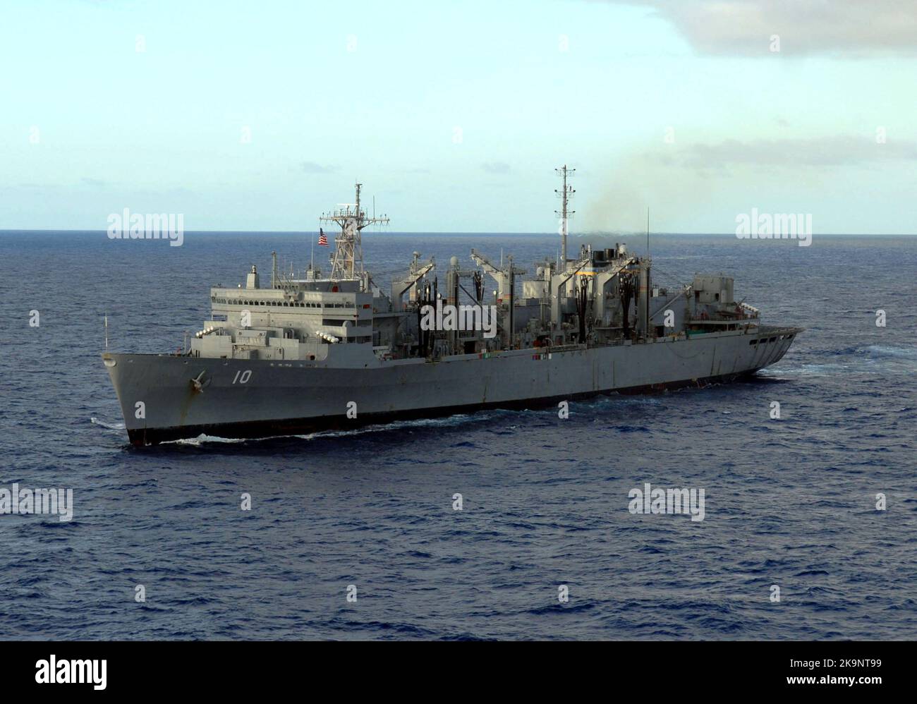 The Military Sealift Command fast combat support ship USNS Bridge (T-AOE 10) Stock Photo