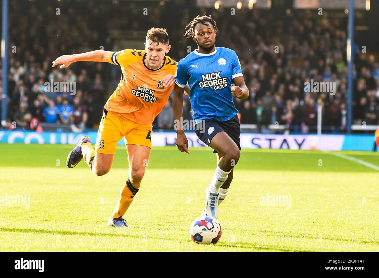 Ricky Jade Jones (17 Peterborough United) and Paul Digby (4 Cambridge United) controls the ball during the Sky Bet League 1 match between Peterborough and Cambridge United at London Road, Peterborough on Saturday 29th October 2022. (Credit: Kevin Hodgson | MI News) Credit: MI News & Sport /Alamy Live News Stock Photo