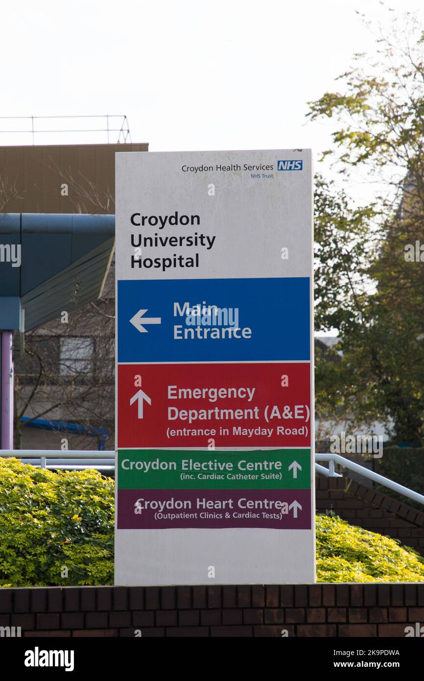 Main entrance to Croyden University Hospital Stock Photo - Alamy