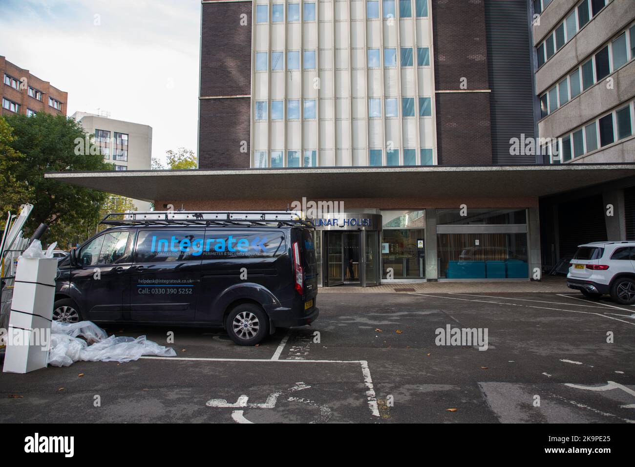 Lunar House Immigration Centre Croyden Stock Photo Alamy