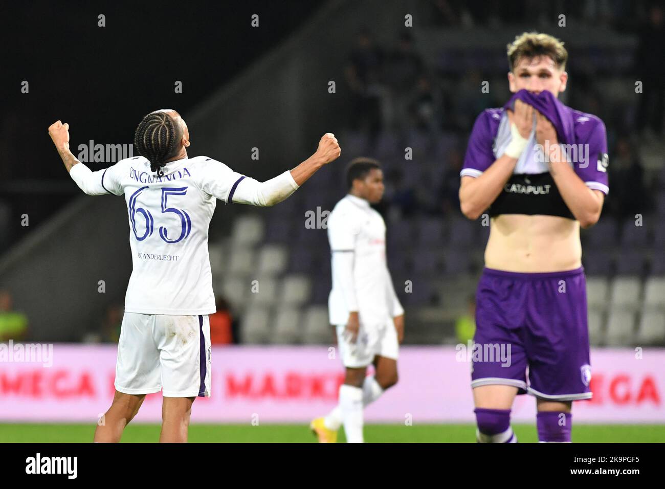 Beerschot's Thibo Baeten looks dejected after losing a soccer match between K. Beerschot V.A. and RSCA Futures, Saturday 29 October 2022 in Antwerp, on day 11 of the 2022-2023 'Challenger Pro League' first division of the Belgian championship. BELGA PHOTO JILL DELSAUX Credit: Belga News Agency/Alamy Live News Stock Photo