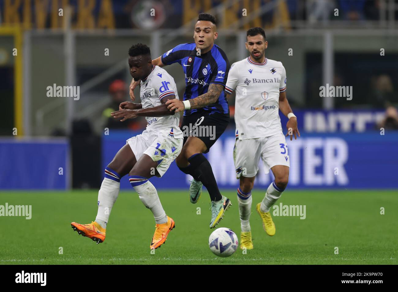 Milan, Italy, 29th October 2022. Mehdi Leris of UC Sampdoria looks on as Lautaro Martinez of FC Internazionale clashes with Ronaldo Vieira of UC Sampdoria during the Serie A match at Giuseppe Meazza, Milan. Picture credit should read: Jonathan Moscrop / Sportimage Credit: Sportimage/Alamy Live News Stock Photo
