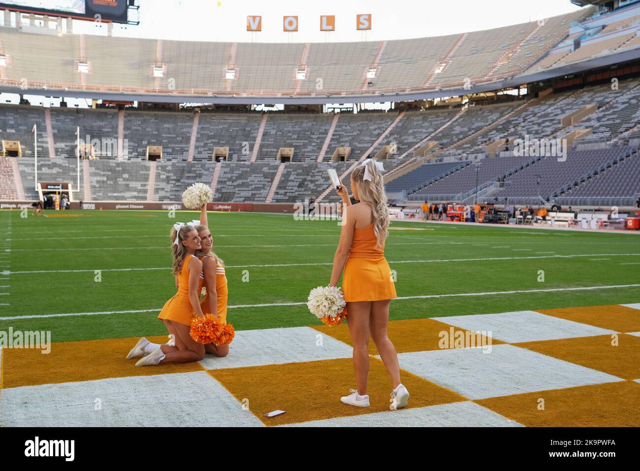 October 29, 2022: Tennessee Volunteers cheerleaders on the field before the NCAA football game between the University of Tennessee Volunteers and the University of Kentucky Wildcats at Neyland Stadium in Knoxville TN Tim Gangloff/CSM Credit: Cal Sport Media/Alamy Live News Stock Photo