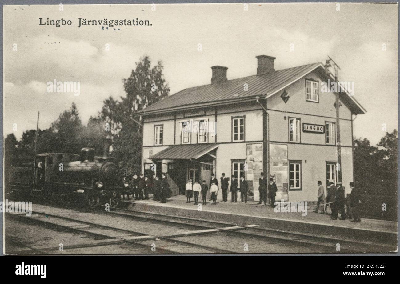 Lingbo Railway Station Stock Photo - Alamy