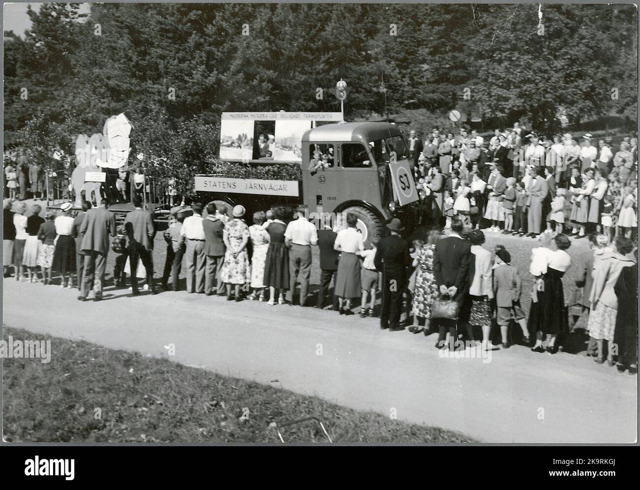 The State Railways, SJ Truck 13123 during Children's Day in Södertälje ...