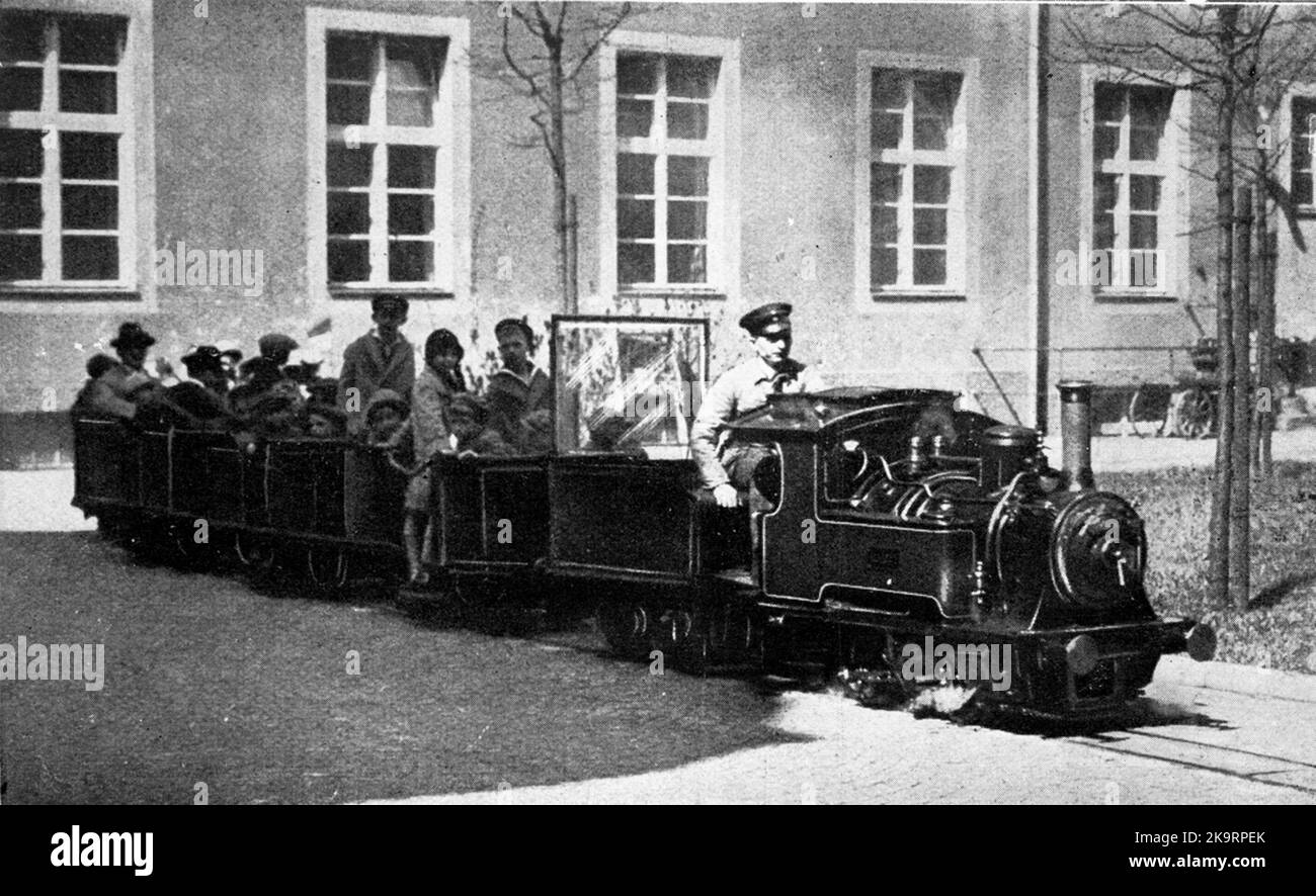 Miniature railway network hi-res stock photography and images - Alamy