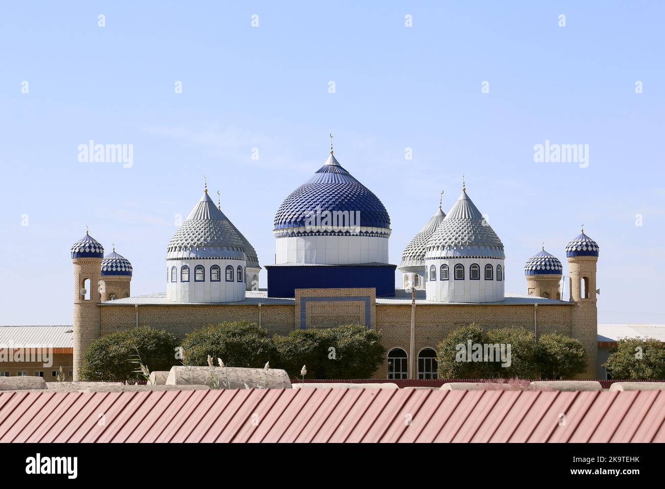 Mosque, Sanoat, Kyzylkum Desert, Karakalpakstan Autonomous Republic, Uzbekistan, Central Asia Stock Photo