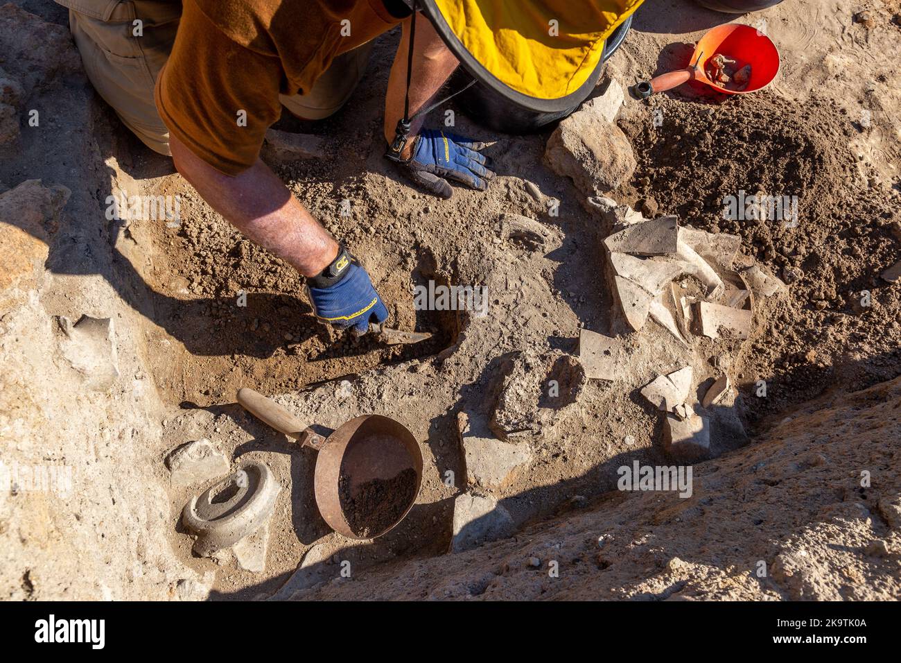 Vetren, Bulgaria - August, 18 2022: Archaeologists are working at Emporion Pistiros excavation site. Stock Photo