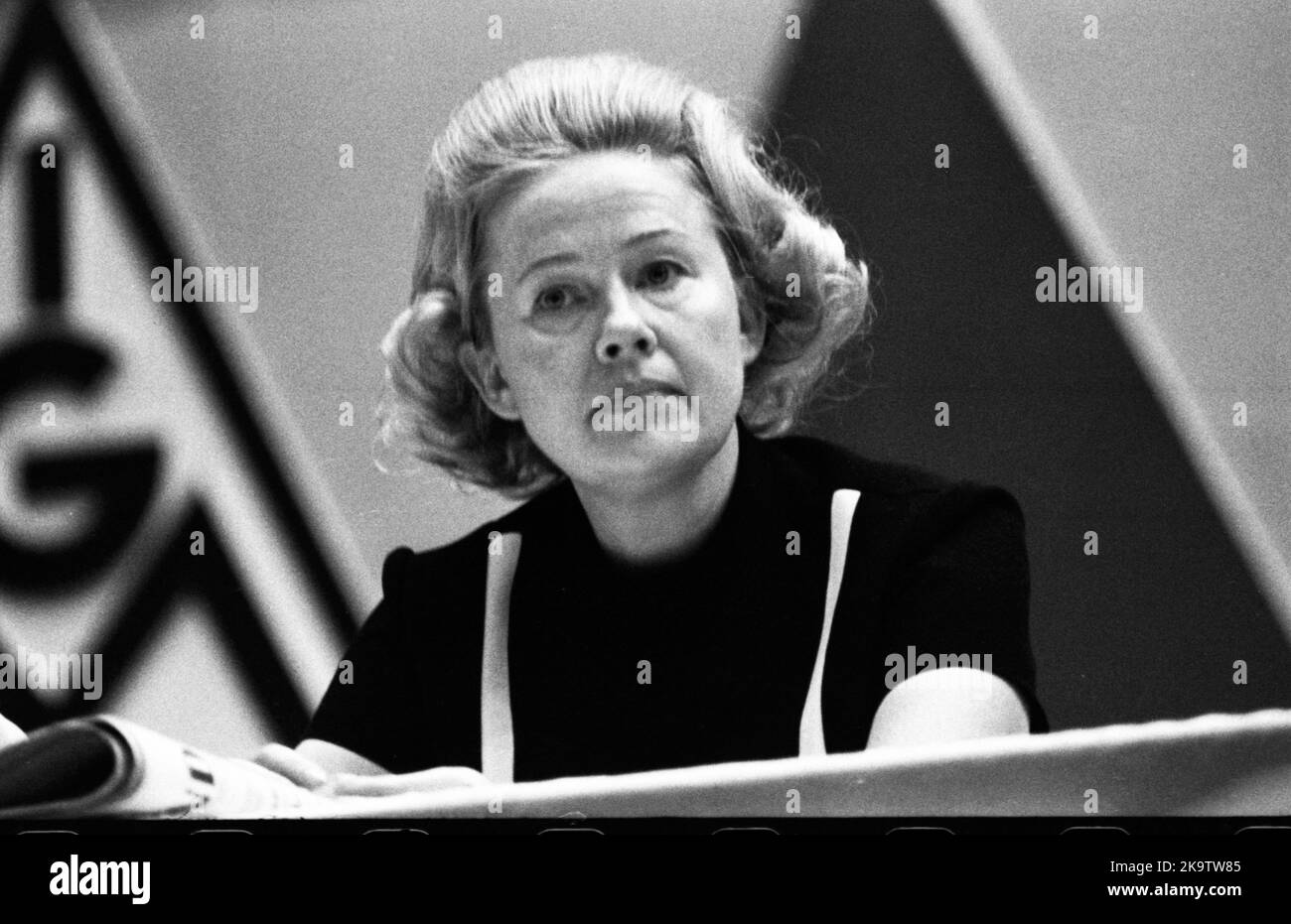 The central theme of the 7th IG Metall Women's Conference, here on 24. 9. 1970 in Dortmund, was the pursuit of equal pay, Germany Stock Photo