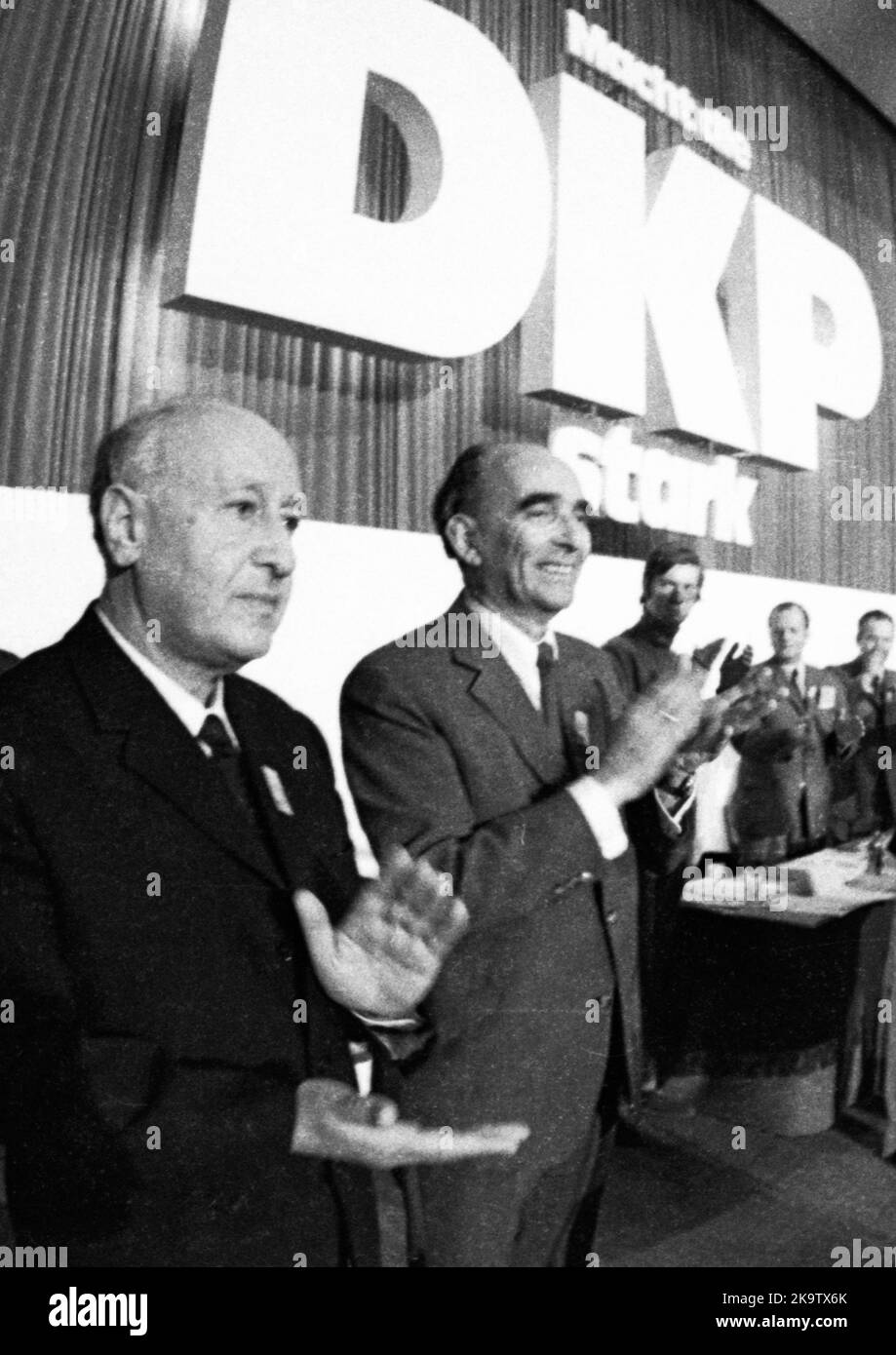 The 2nd Party Congress of the German Communist Party (DKP) was held in Duesseldorf from 25. 11. 1971 to 28. 1971. Albert Norden (SED), Kurt Bachmann Stock Photo