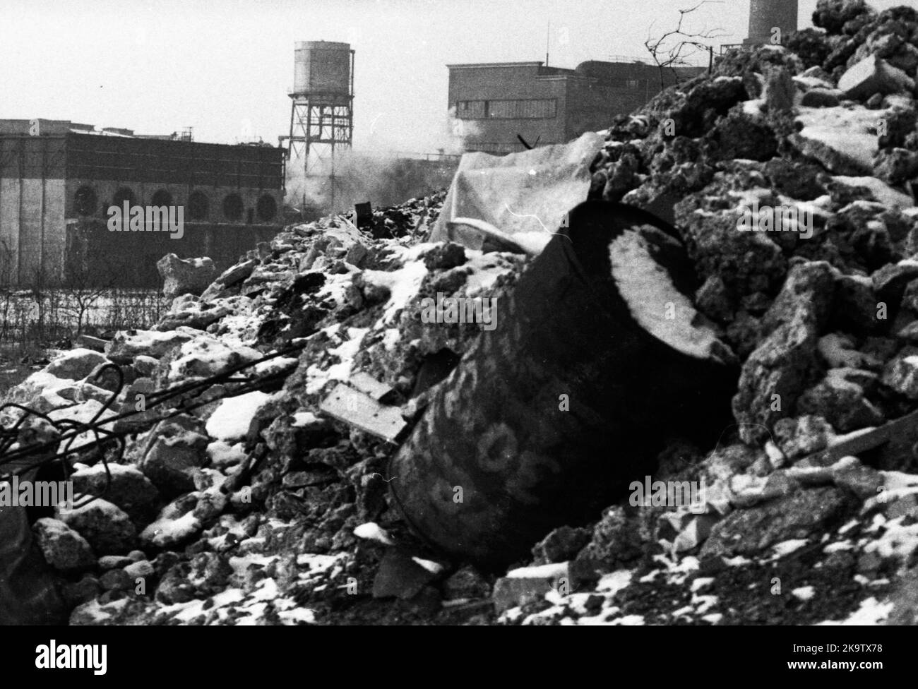 Not only rubble but also poisons were dumped at this Essen landfill site, here on 31. 1. 1972, Germany Stock Photo