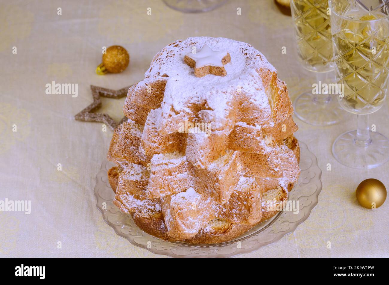 Pan doro hi-res stock photography and images - Alamy
