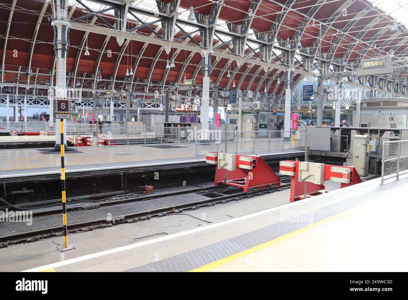 Paddington railway station, Paddington London England UK Stock Photo