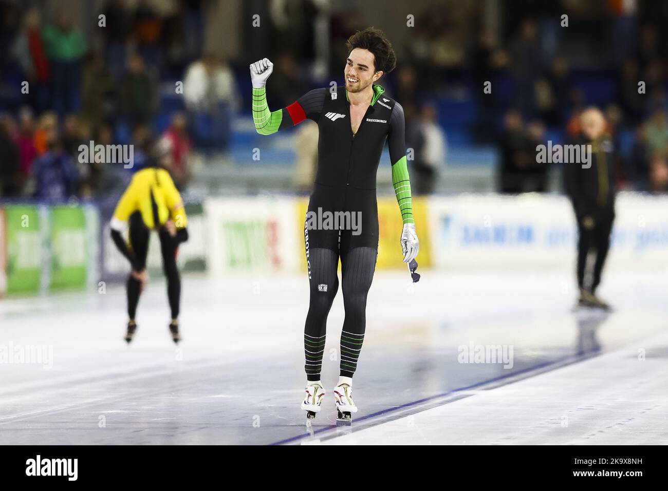 2022-10-30 14:42:52 HeereNVEEN - Patrick Roest reacts after the 10,000 meters during the World Cup Qualifying Tournament in Thialf. ANP VINCENT JANNINK netherlands out - belgium out Stock Photo