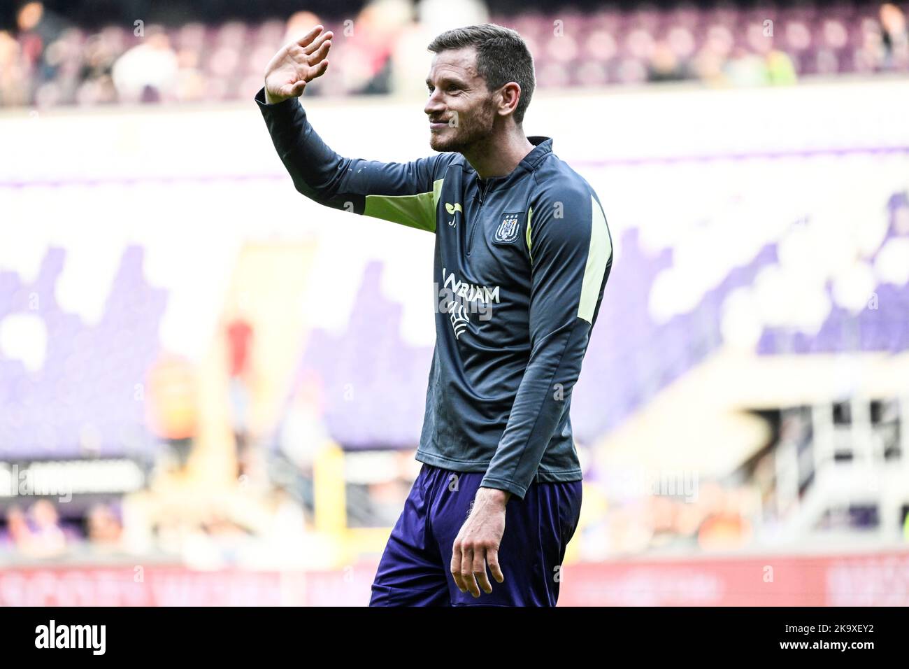 Jan Vertonghen of Anderlecht pictured in a duel with Nene Dorgeles