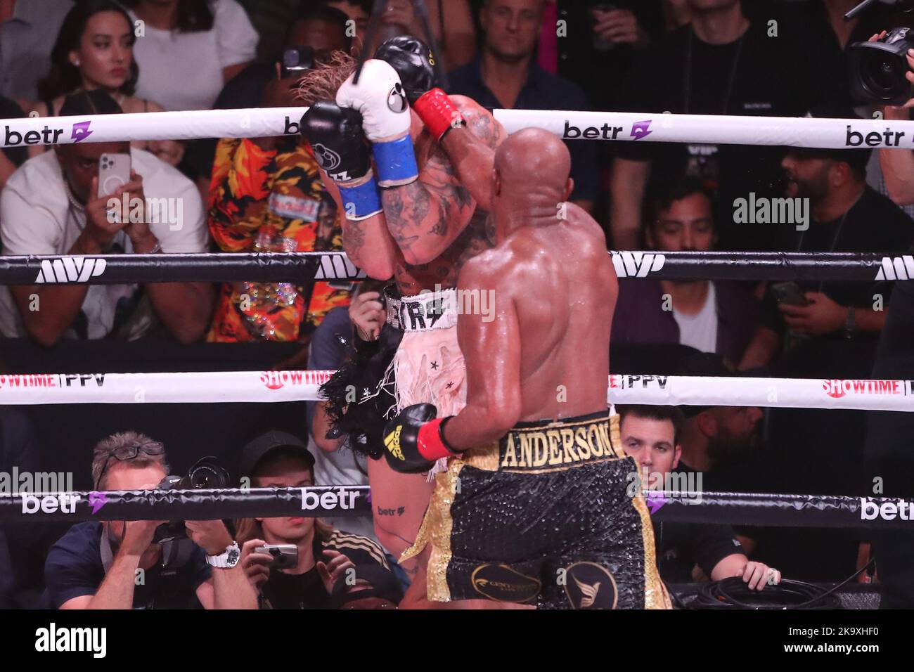 Ppv boxing hi-res stock photography and images - Alamy