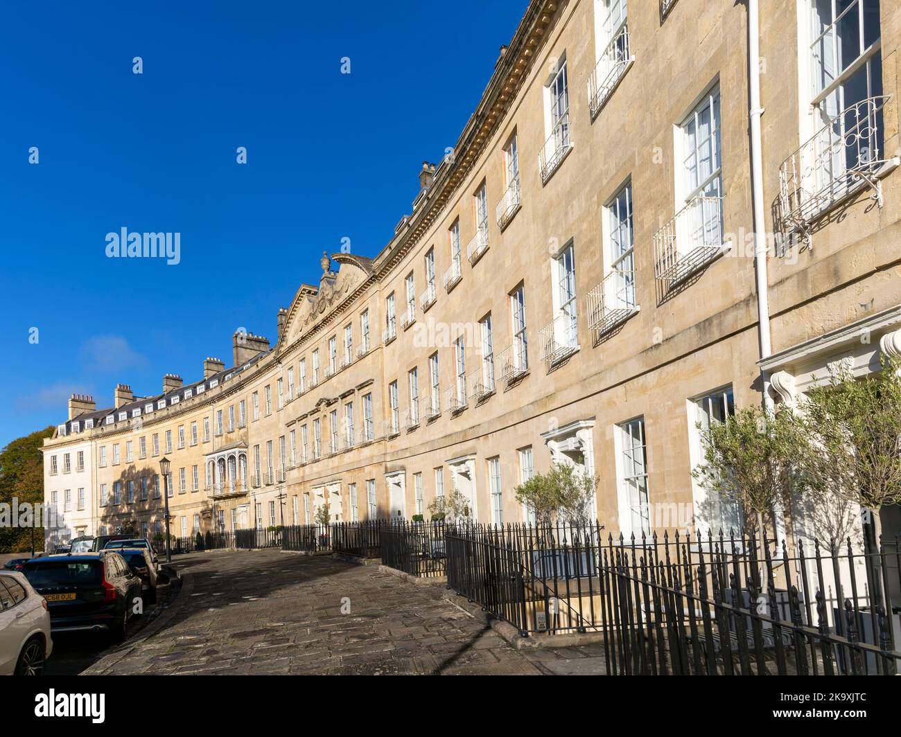 georgian-crescent-of-somerset-place-bath-somerset-england-uk