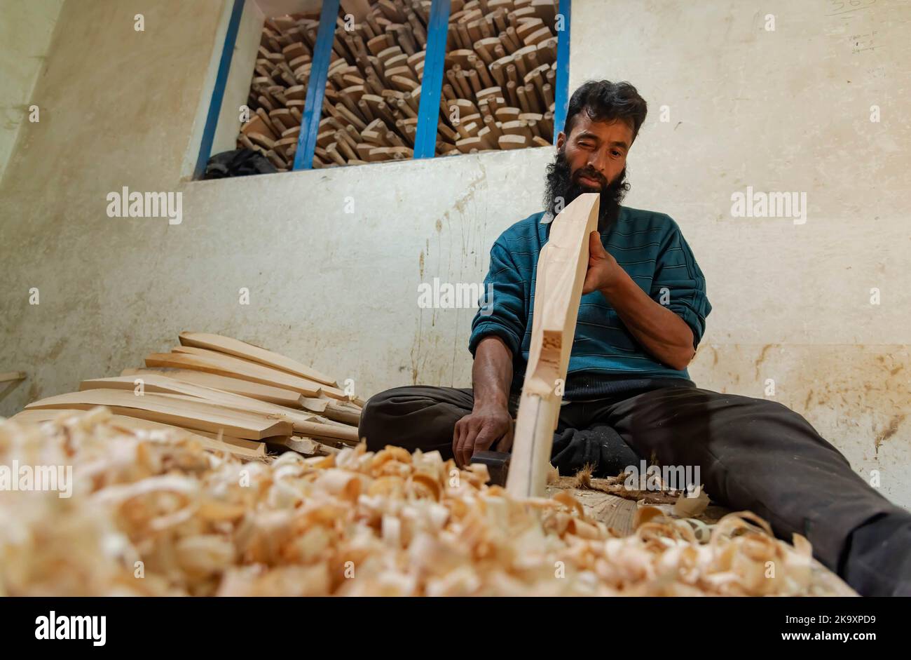 October 29, 2022, Bijhbehara, Jammu and Kashmir, India A worker checks