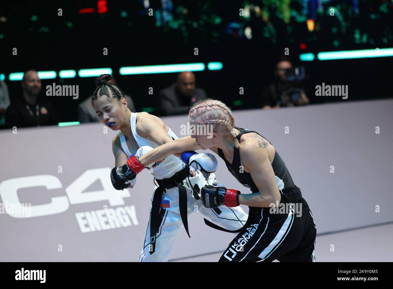 ORLANDO, FL - OCTOBER 29: Christina Kavakopoulou lands a punch on Kaye Asesorduring Karate Combat 36 on October 29, 2022 at Universal Studios in Orlando, Florida. (Photo by Aaron Litz/PxImages) Stock Photo