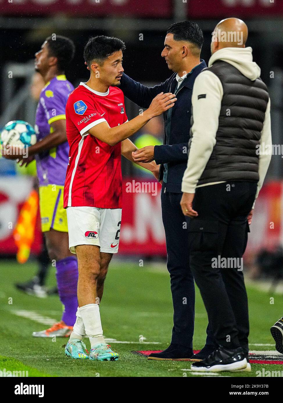ALKMAAR - (lr) Yukinari Sugawara of AZ Alkmaar, AZ team manager Ari ...