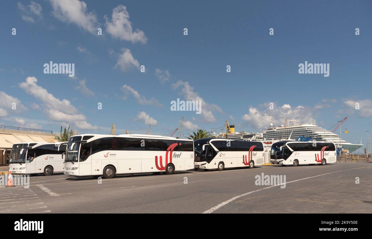 Hereaklion, Crete, Greece. 2022. Coaches lined up waiting for cruise ...