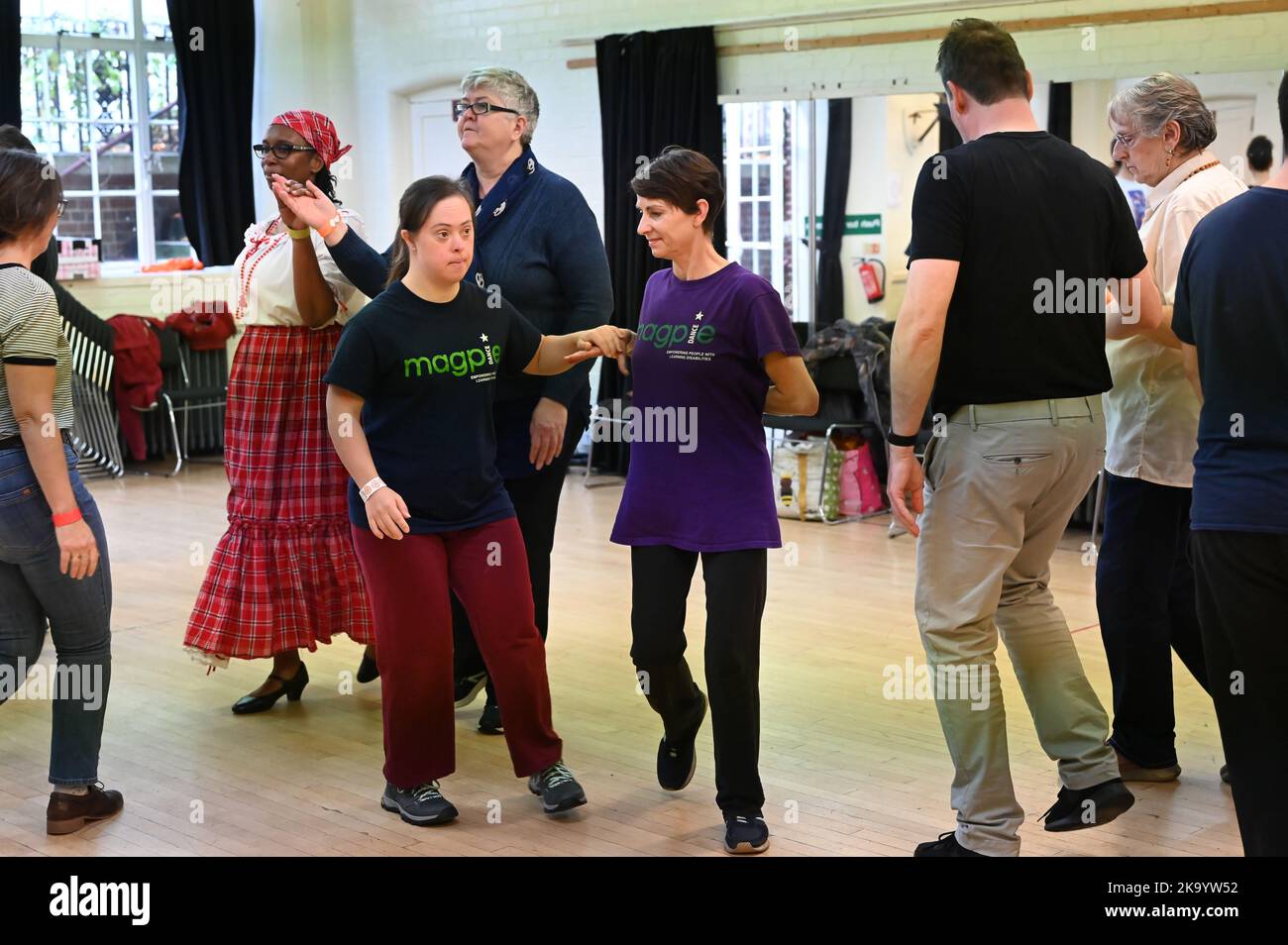 London UK 30th Oct 2022 Magpie Is A Disable Dance Group Workshop london-uk-30th-oct-2022-magpie-is-a-disable-dance-group-workshop