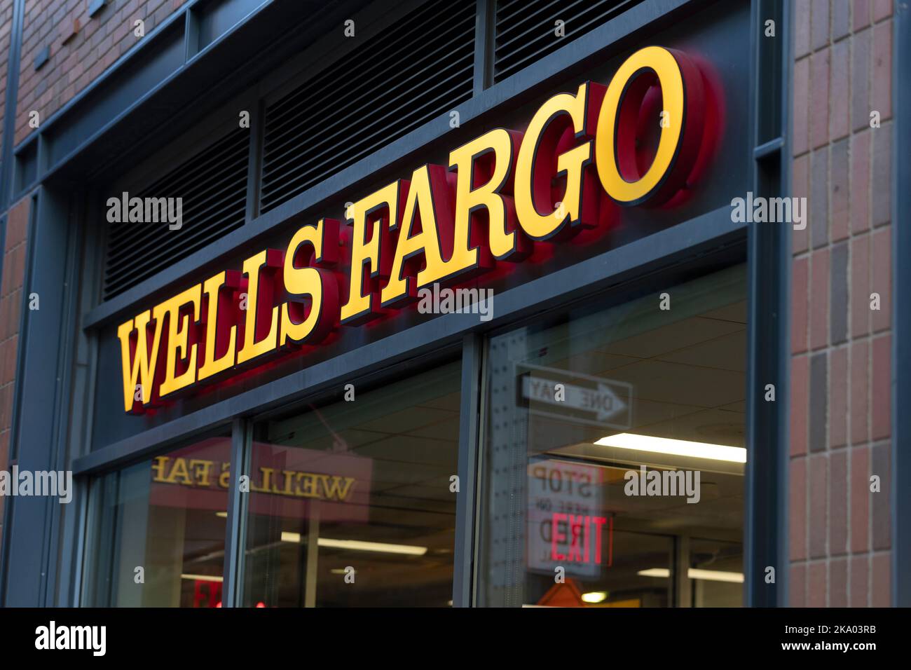 Wells Fargo logo on a bank branch, Manhattan Stock Photo Alamy