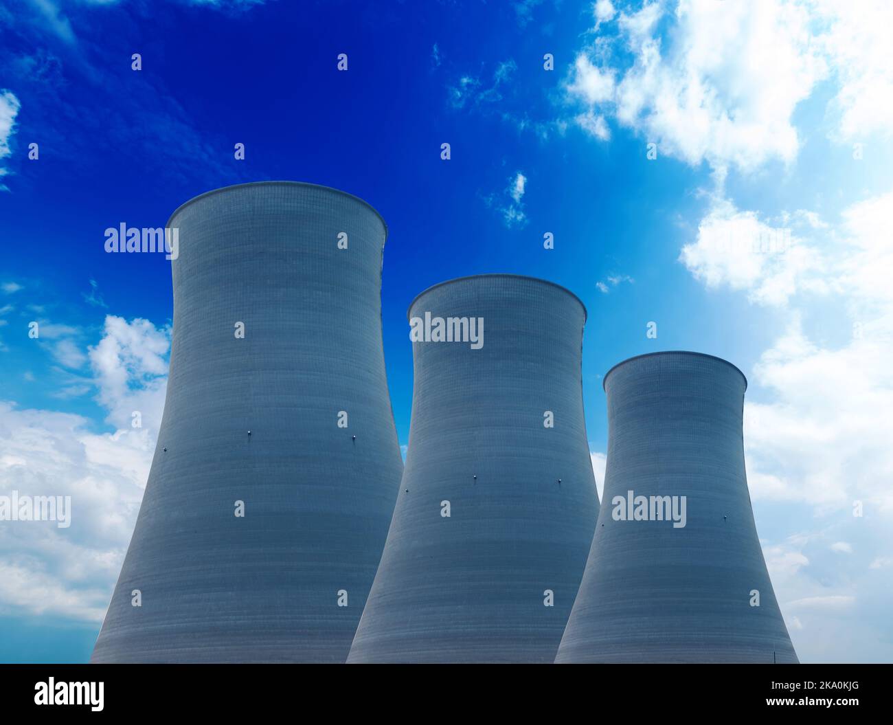 Nuclear fusion reactor electrical hi-res stock photography and images ...