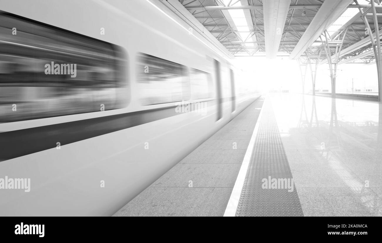 train stop at railway station Stock Photo Alamy