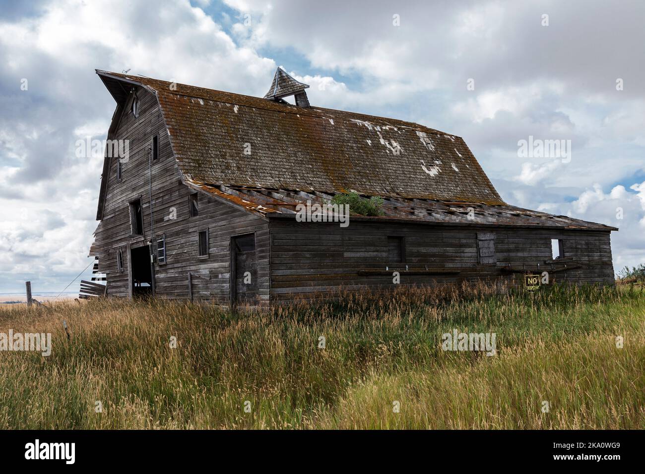 Abandoned barn on the Saskatchewan prairie near the town of Mankota