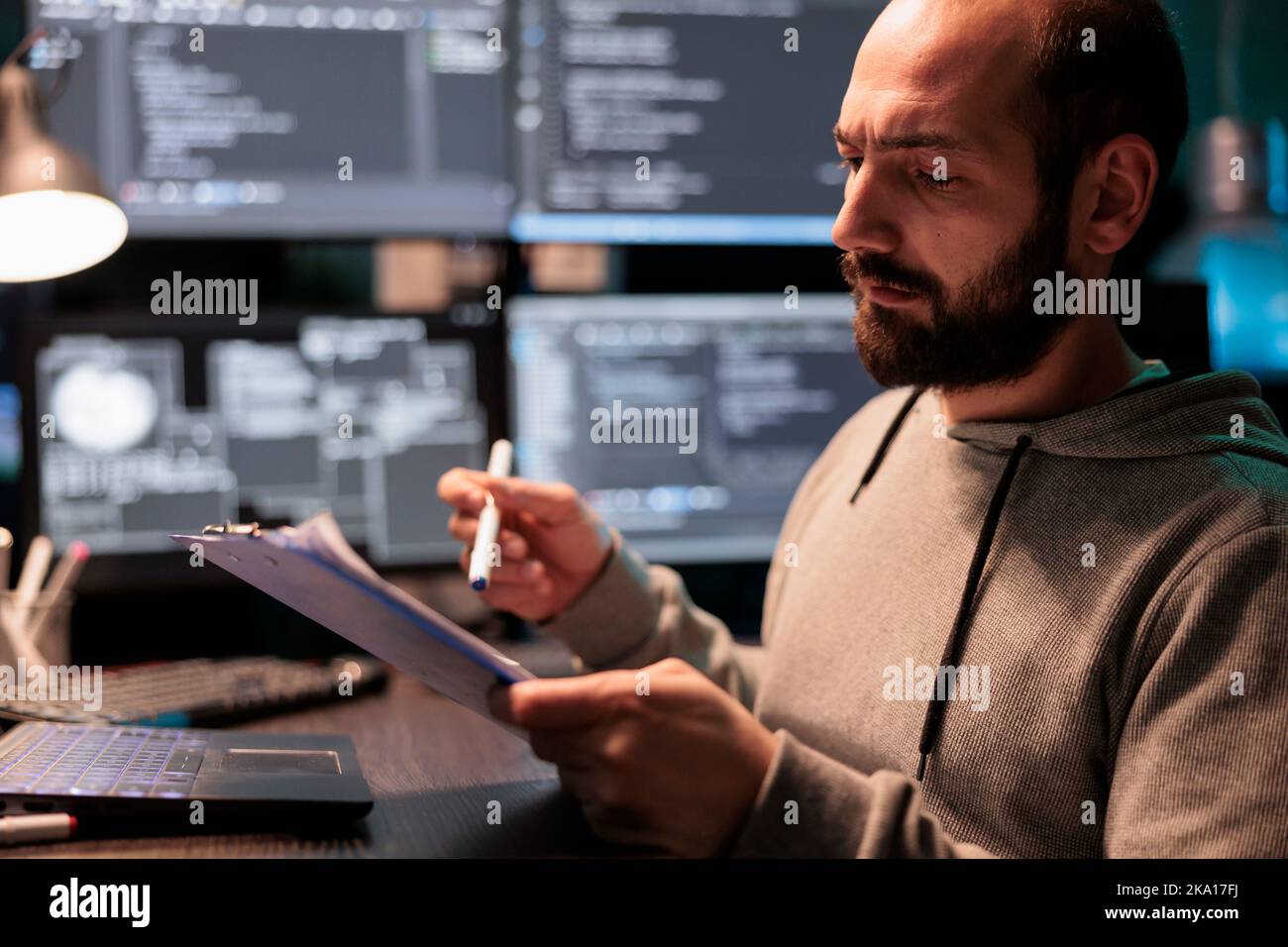 Developer files hi-res stock photography and images - Alamy