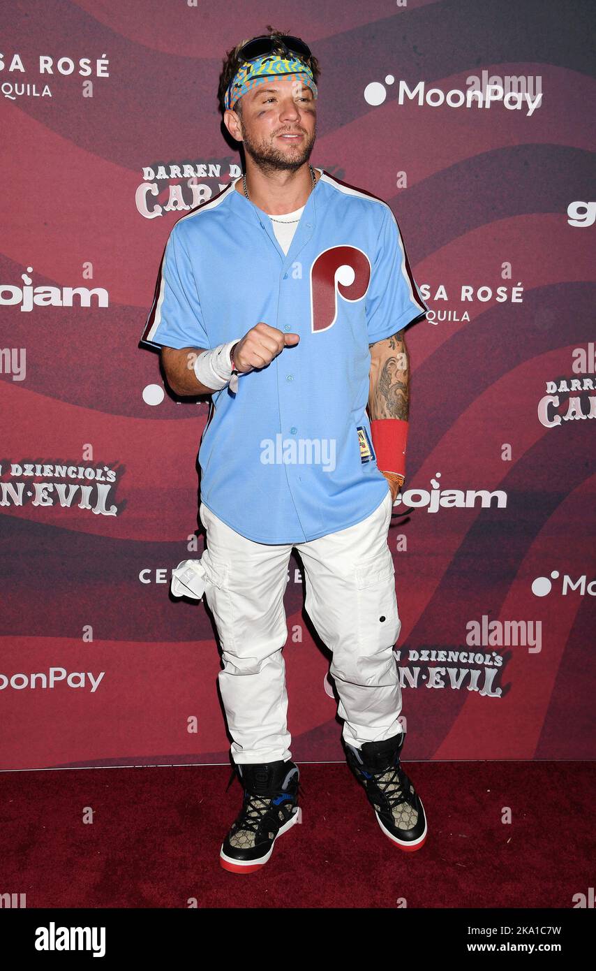 LOS ANGELES, CA - OCTOBER 29: American actor Ryan Phillippe attends the