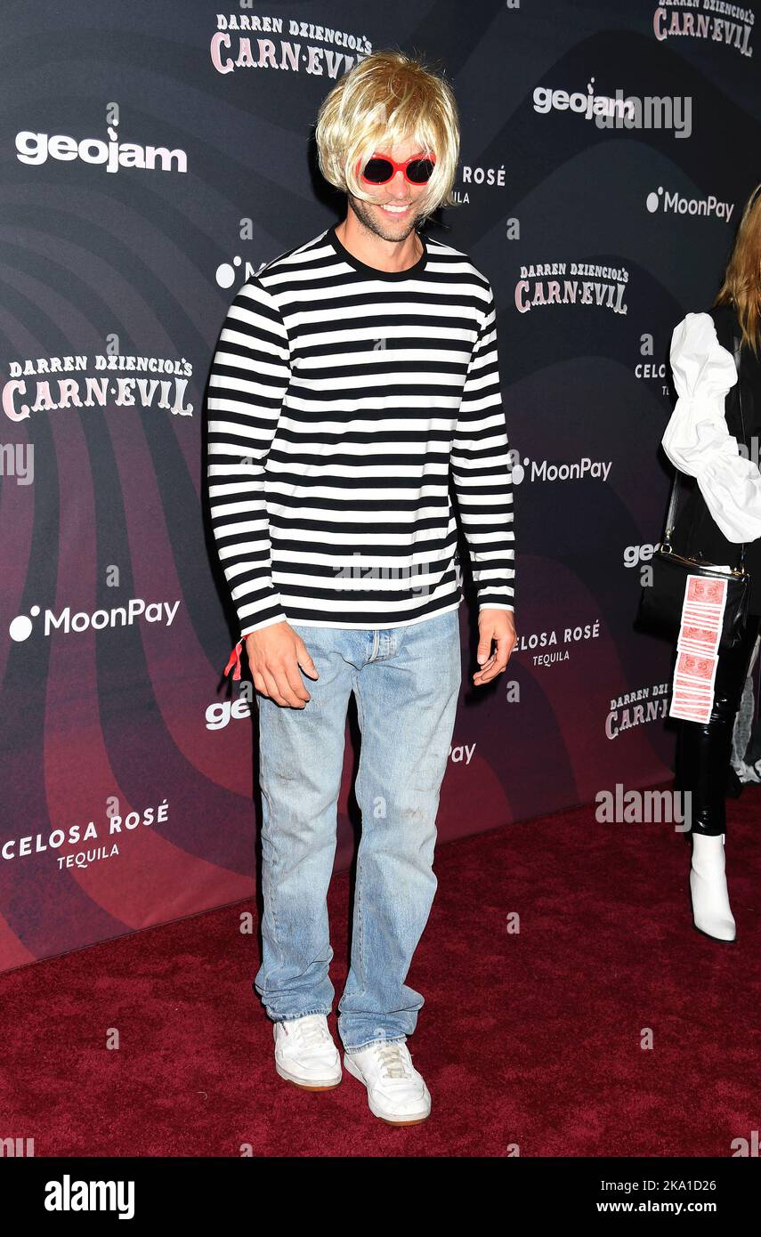LOS ANGELES, CA - OCTOBER 30: American actor Chace Crawford attends the