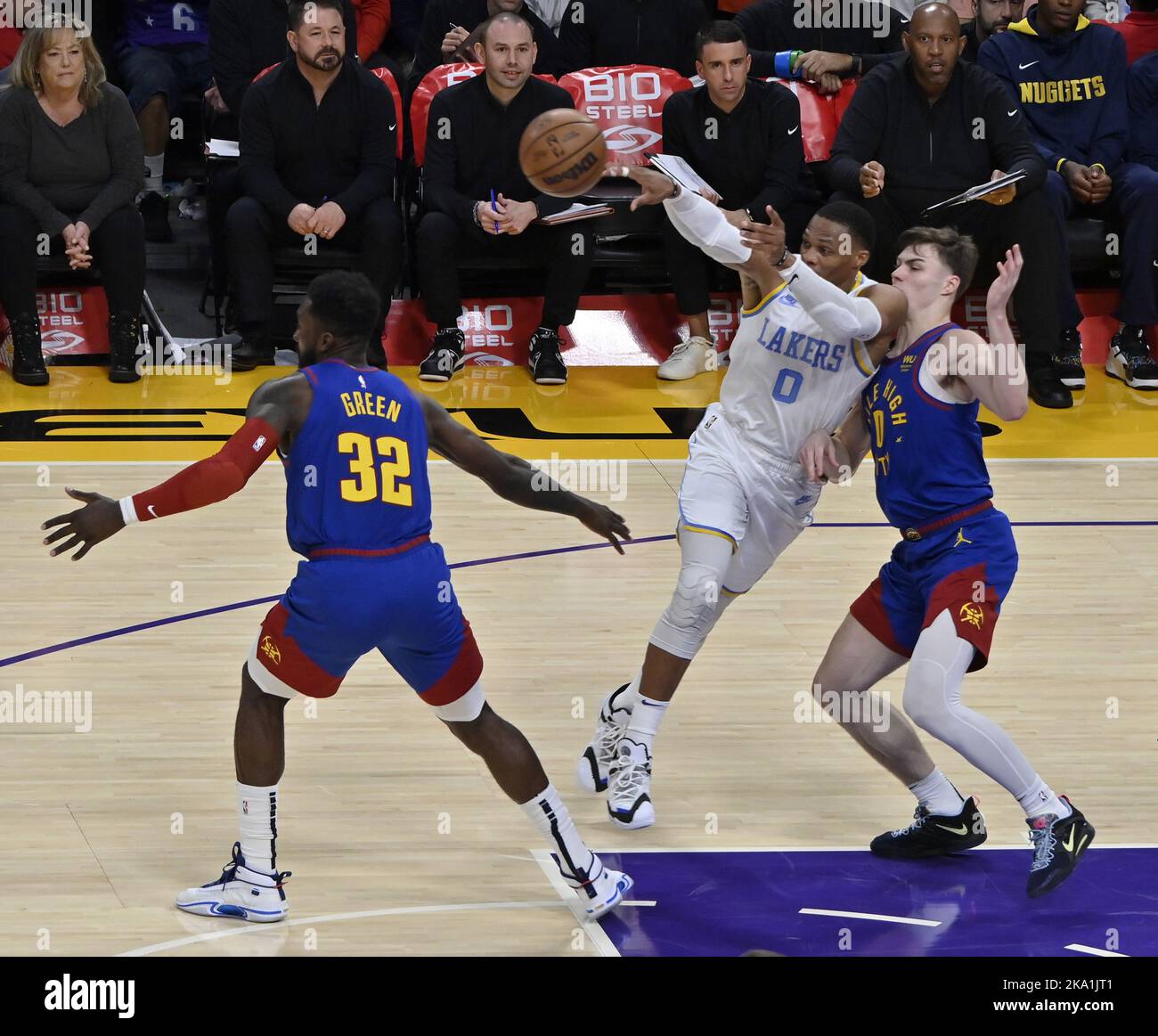 Los Angeles, United States. 18th Jan, 2021. Los Angeles Clippers' forward Terrance  Mann is double teamed by Indiana Pacers' center Goga Bitadzen and guard  Cassius Stanley in the paint during the fourth