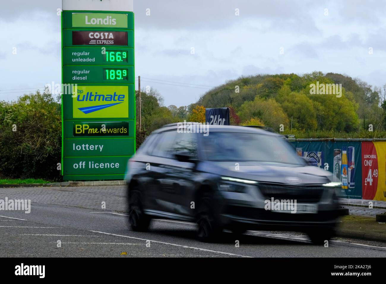 Bristol, UK. 31st Oct, 2022. Petrol and Diesel prices are rising again