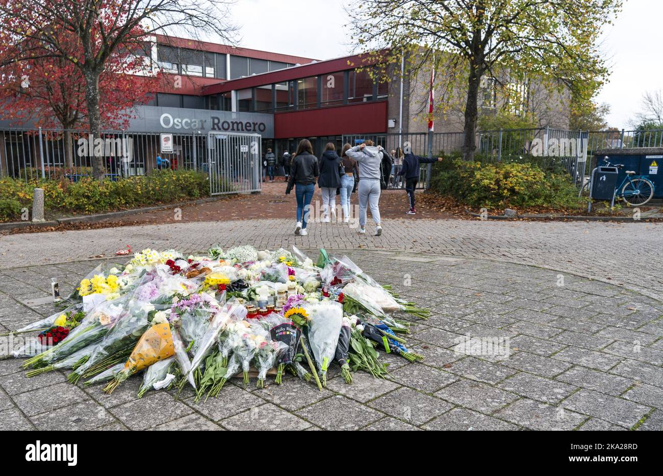 2022-10-31 12:25:31 HORN - Oscar Romero high school students lay flowers next to the school. A 14-year-old student of the school died last week after a stabbing incident at the Bouwsteen. A 16-year-old suspect is in custody. ANP JEROEN JUMELET netherlands out - belgium out Stock Photo
