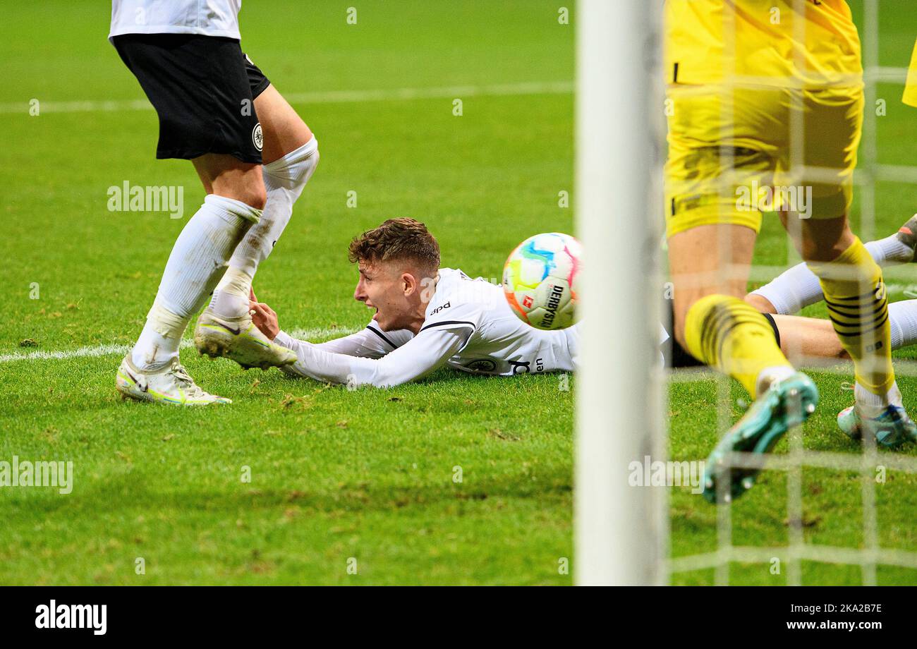 Jesper LINDSTROEM (Lindstrom)(F) falls in the penalty area after a foul by Karim-David ADEYEMI (DO/ not in the picture), there is no penalty, action, contentious scene, soccer 1st Bundesliga, 12th matchday, Eintracht Frankfurt (F) - Borussia Dortmund (DO) 1: 2, on October 29th, 2022 in Frankfurt/Germany. #DFL regulations prohibit any use of photographs as image sequences and/or quasi-video # Stock Photo