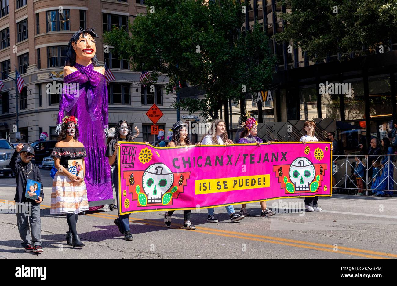 Viva la Vida Parade celebrating the Day of the Dead (Dia de los Muertos) in Austin, Texas Stock Photo