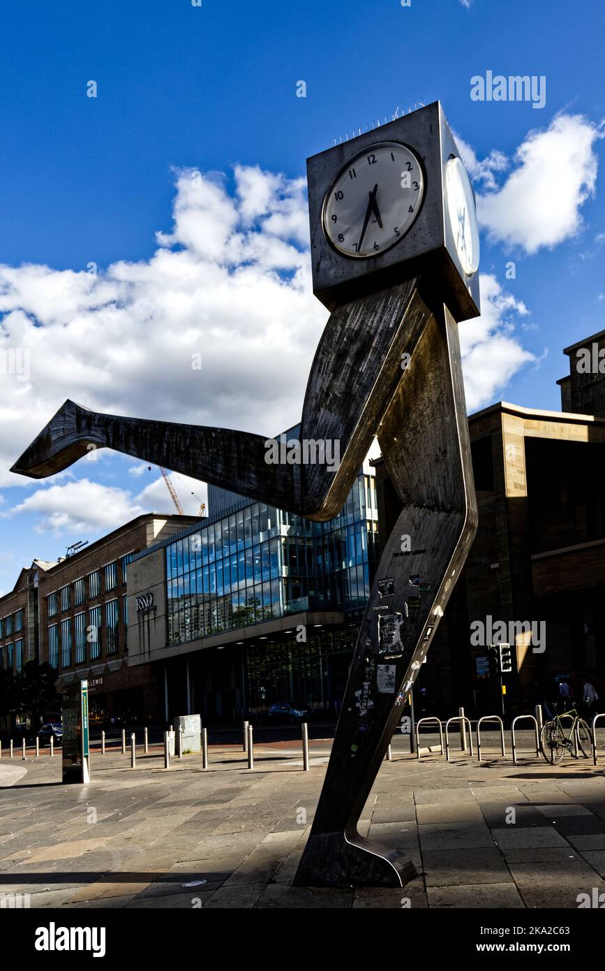 The Clyde Clock sculpture Glasgow's Buchanan Bus Station Stock Photo