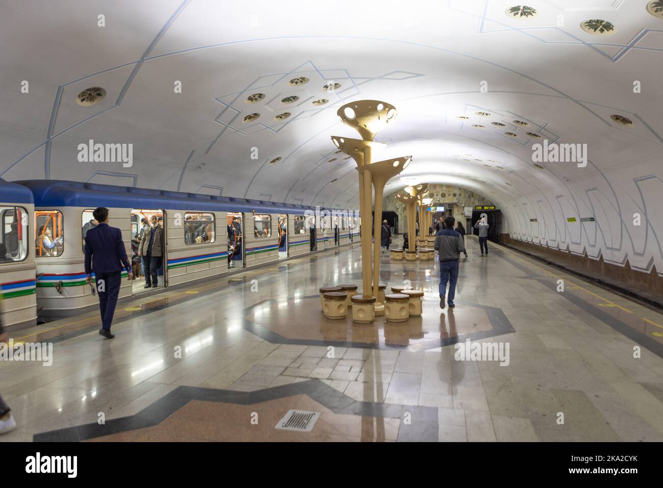 bodomzor-metro-station-tashkent-uzbekistan-stock-photo-alamy