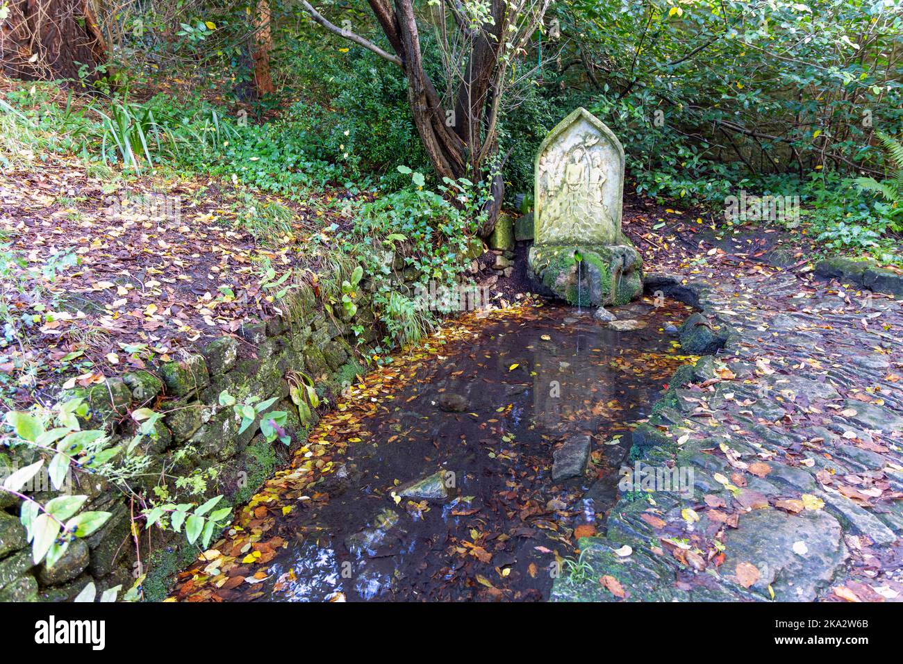 Holy well spring water uk hires stock photography and images Alamy