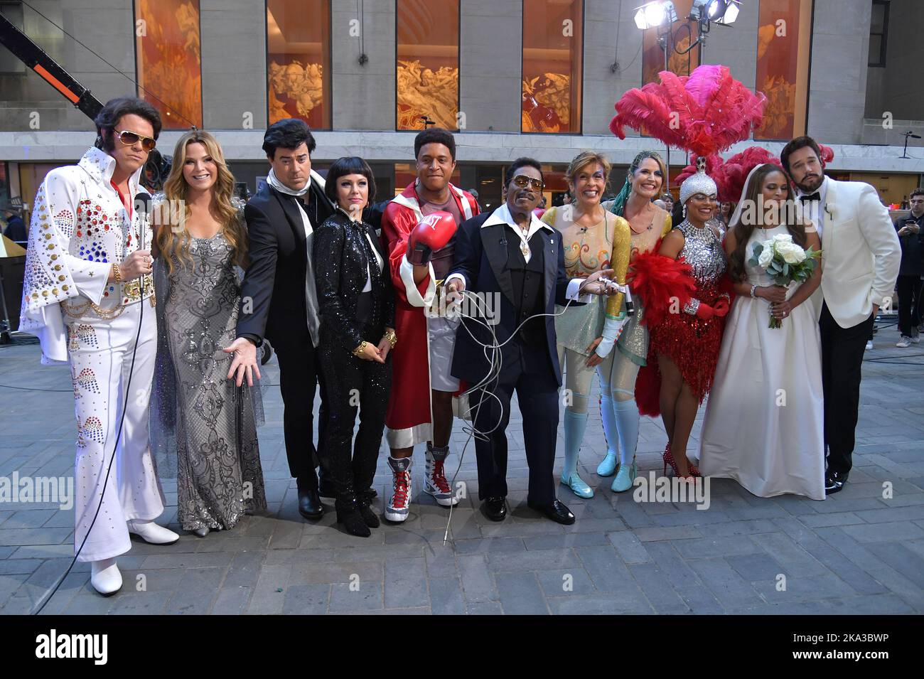 New York, USA. 31st Oct, 2022. (L-R) Willie Geist, Jenna Hager Bush, Carson Daly, Dylan Dreyer, Craig Melvin, Al Roker, Hoda Kotb, Savannah Guthrie, Sheinelle Jones, Kristen Welker and Peter Alexander dress is costumes during The Today Show on Halloween at Rockefeller Plaza, New York, NY, October 31, 2022. (Photo by Anthony Behar/Sipa USA) Credit: Sipa USA/Alamy Live News Stock Photo