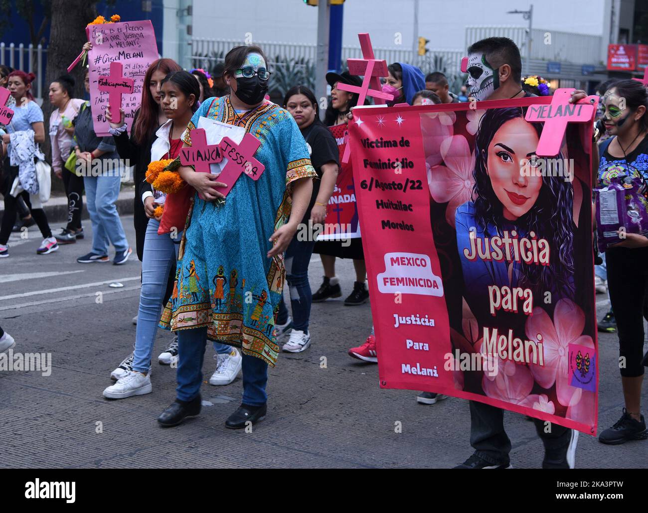 Mexico City, Mexico. 30th Oct, 2022. October 30, 2022, Mexico City, Mexico: Women characterized as catrinas join a demonstration to demand justice for the victims of gender violence. on October 30, 2022 in Mexico City, Mexico. (Photo by Marco Rodriguez/Eyepix Group/Sipa USA) Credit: Sipa USA/Alamy Live News Stock Photo