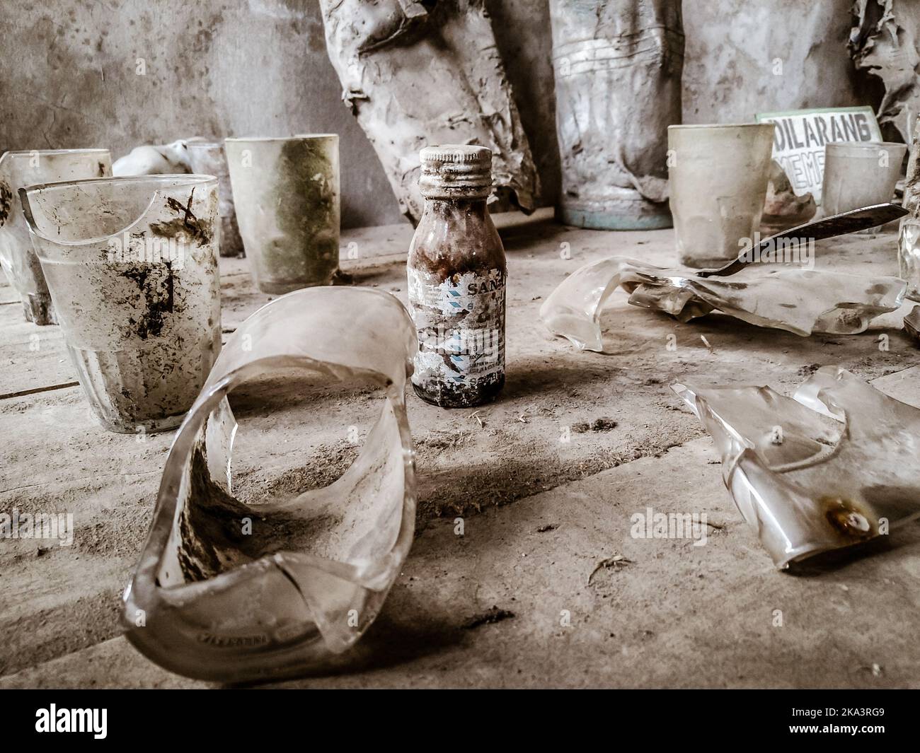 Cup and glass left by victims of the eruption of Mount Merapi, marijan ...
