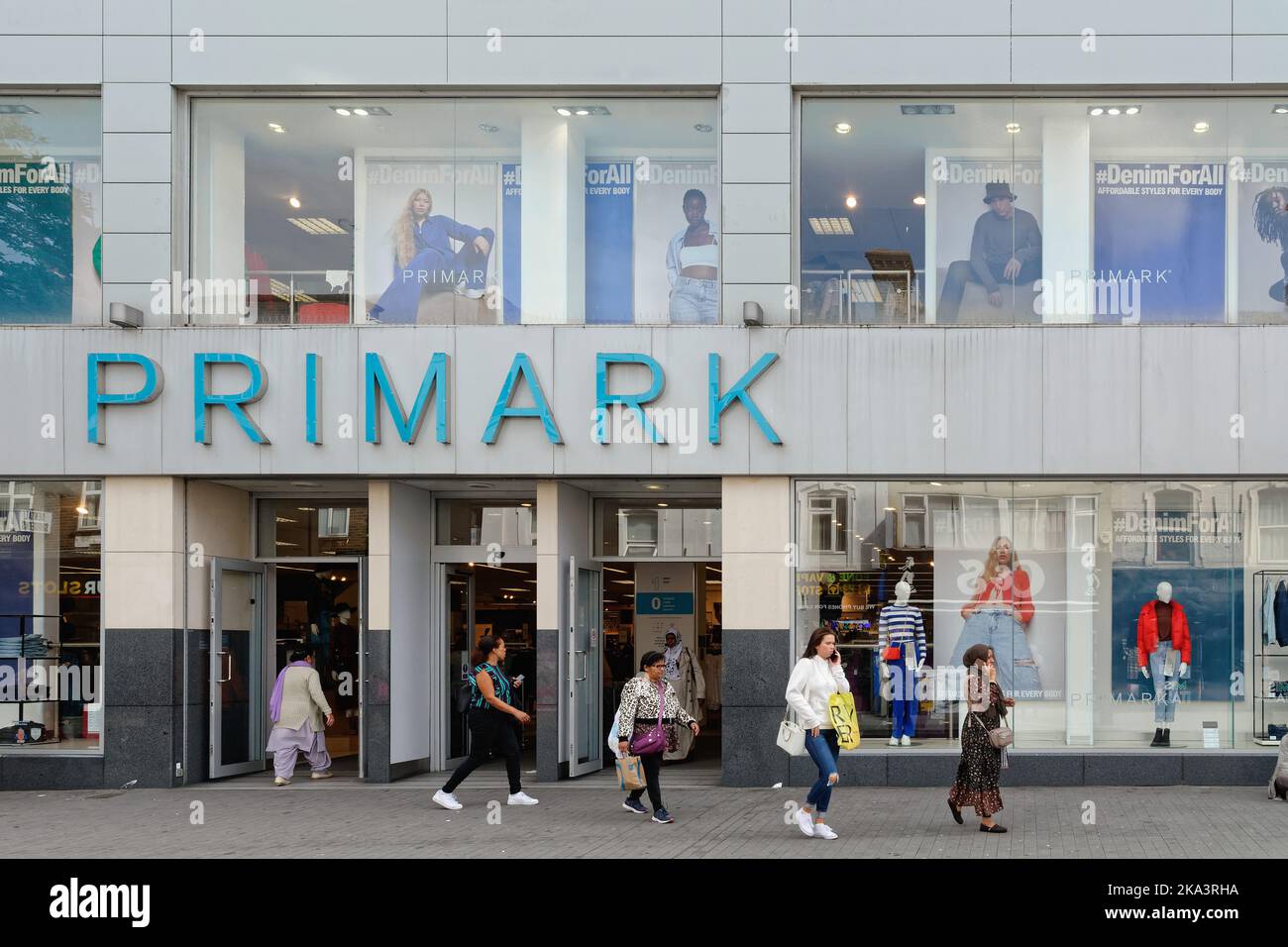 The entrance to the Primark clothing retailer on the High Street in