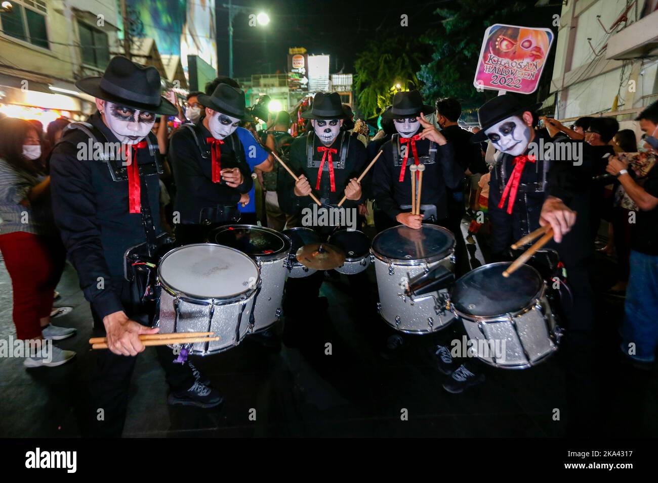 Bangkok, Thailand. 31st Oct, 2022. Revelers with Halloween makeup and