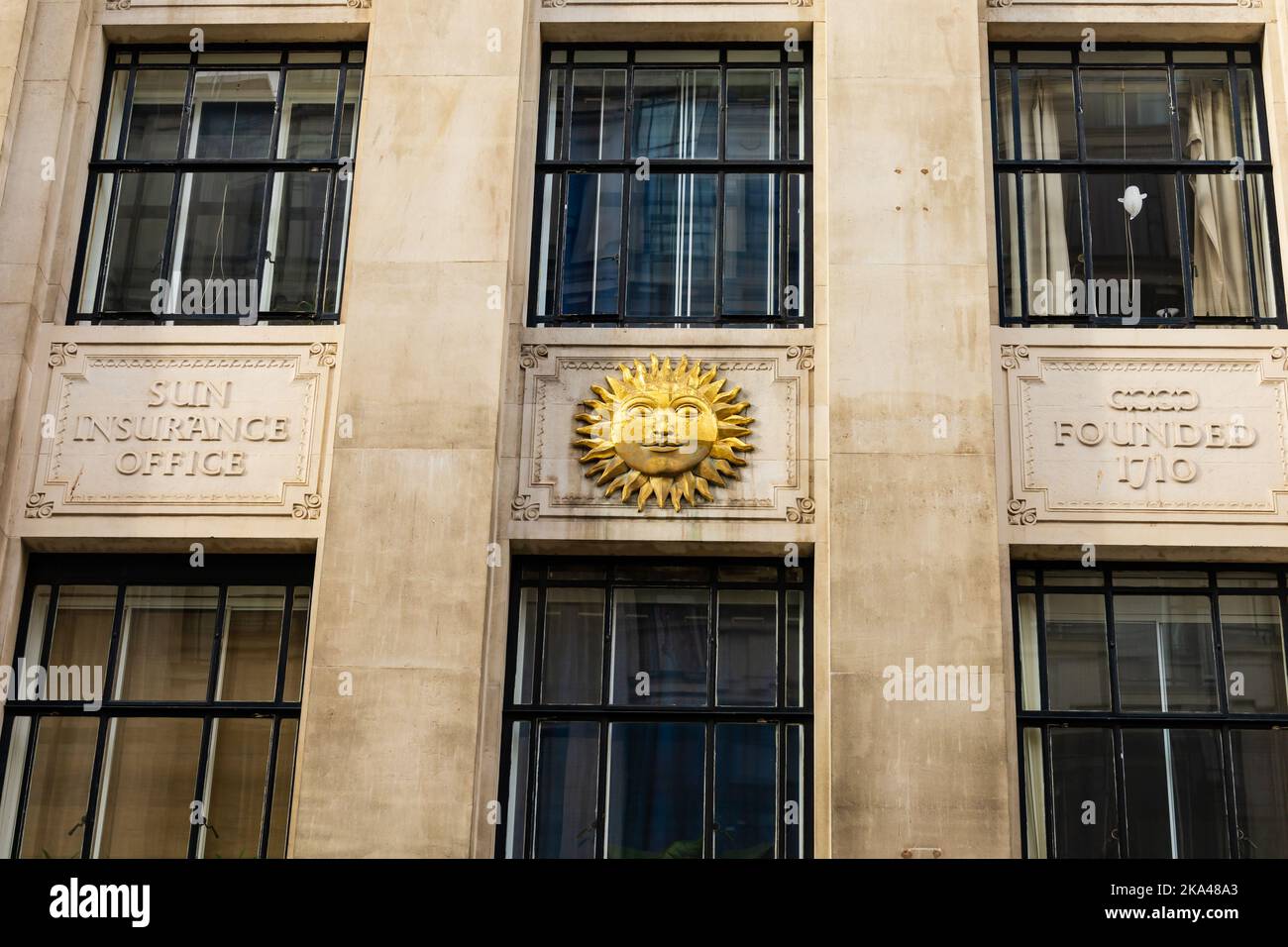 Sun insurance office hi-res stock photography and images - Alamy