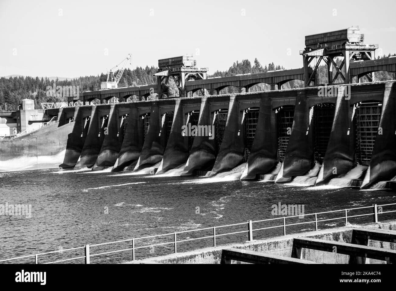 View of Bonneville Dam that crosses the Columbia River between Washington and Oregon.  Built by the United States Army Corps of Engineers. Stock Photo